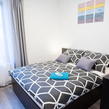 Apartman Apartment *
