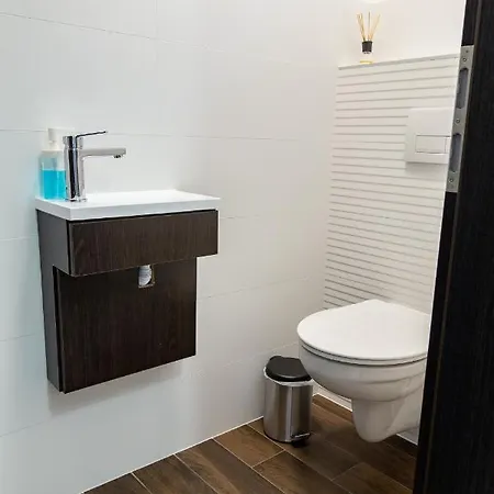 Apartman *